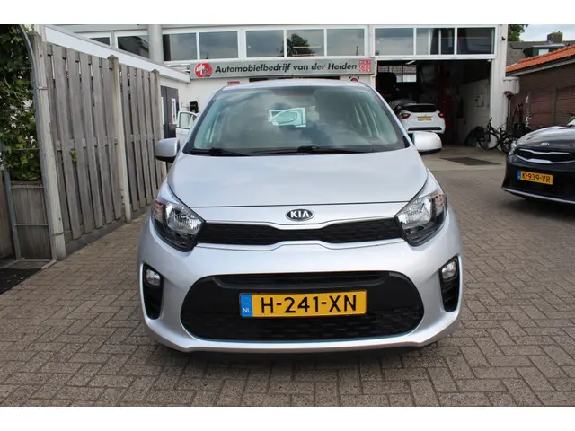 Kia Picanto 1.0 MPi Comfort Line 2020 Benzine 8