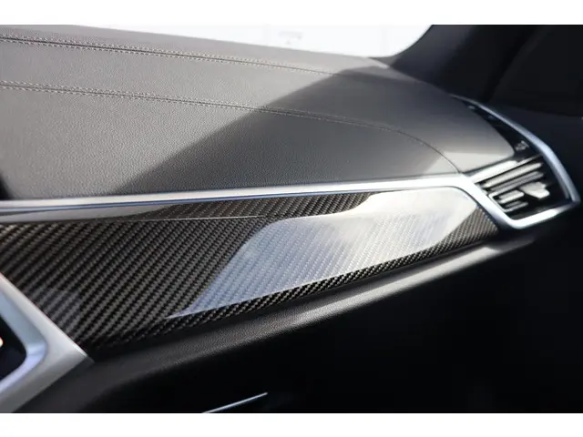 BMW X5 xDrive45e High Executive 2022 Hybride Benzine 35