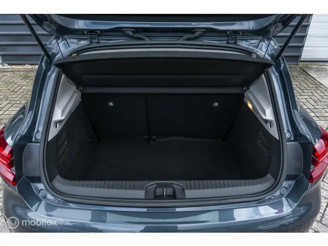 Renault Clio 1.3 TCe Intens 2020 Benzine 17