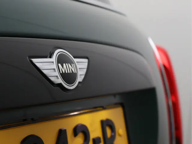 MINI Cooper 1.5 2018 Benzine 16