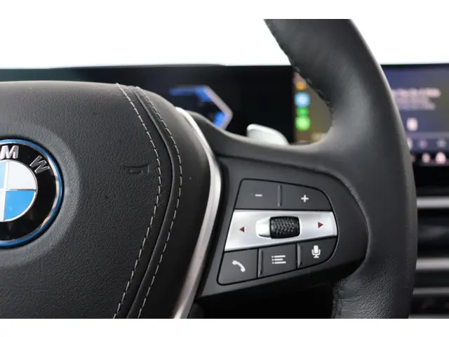 BMW X5 xDrive50e 2023 Hybride Benzine 27