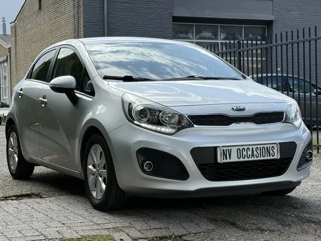 Kia Rio 1.2 CVVT Plus Pack 2013 Benzine 4