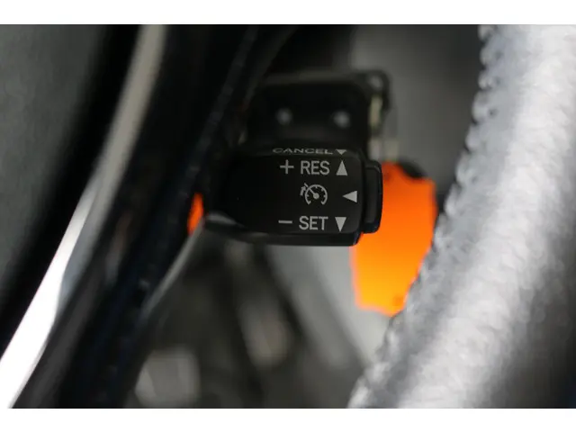 Toyota Aygo 1.0 VVT-i x-play Cabrio, 2019 Benzine 17