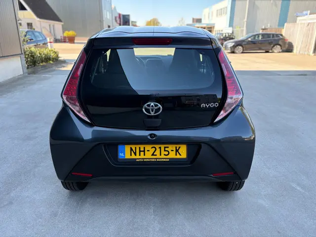 Toyota Aygo 1.0 VVT-I X-NOW 2017 Benzine 5