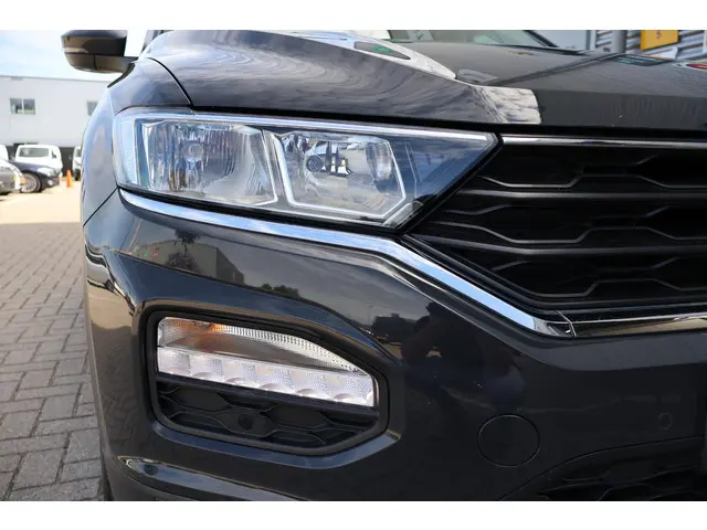 Volkswagen T-Roc 1.5 TSI Style Business 2021 Benzine 14