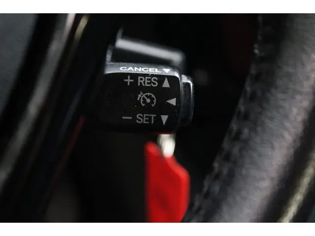 Peugeot 108 1.0 e-VTi Allure Camera, NAP 2017 Benzine 15