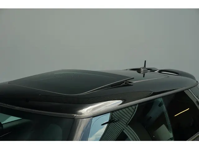 MINI 3-Deurs John Cooper Works Essential 2022 Benzine 8