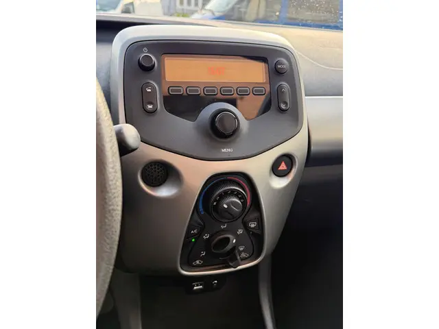 Peugeot 108 1.0 e-VTi Active TOP! 2017 Benzine 17