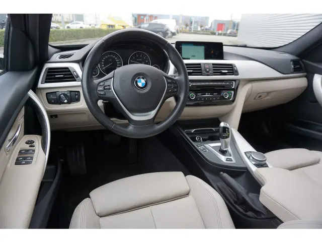 BMW 3 Serie 330e High Executive 2016 Hybride Benzine 11