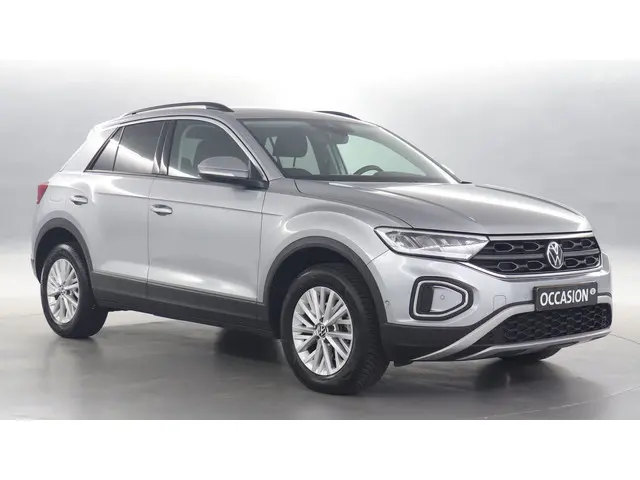 Volkswagen T-Roc 1.5 TSI 150pk Life DSG 2023 Benzine 3