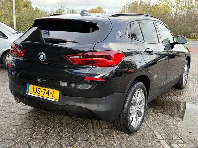 BMW X2 sDrive18i High Executive 2019 Benzine 9