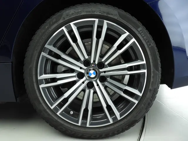 BMW 3 Serie Touring 330e 2022 Hybride Benzine 47