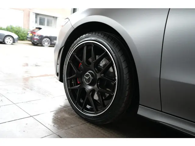 Mercedes-Benz CLA 250 e MAGNO AMG 2022 Hybride Benzine 24