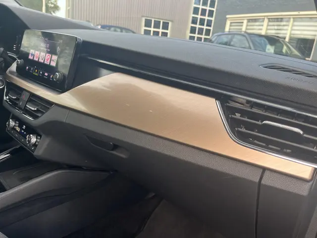 Škoda Kamiq 1.0 TSi DSG Style 2023 Benzine 27