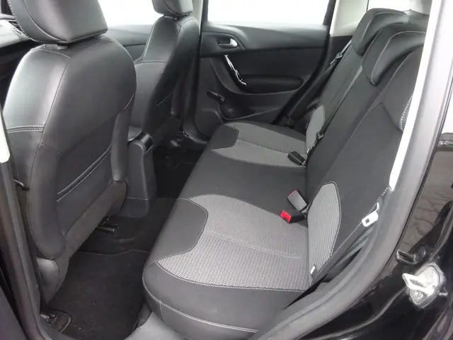 Citroën C3 1.0 VTi Collection 2014 Benzine 9