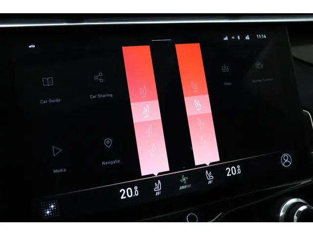 Lynk & Co 01 1.5 2023 Hybride Benzine 33