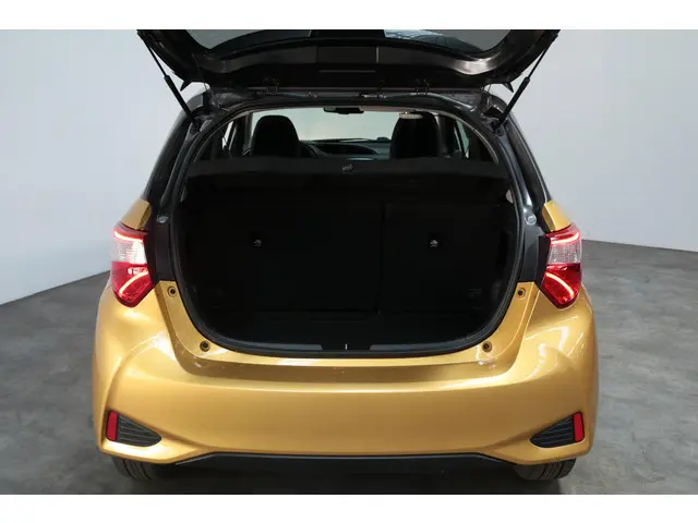 Toyota Yaris 1.5 Hybrid Y20, Navi 2019 Hybride Benzine 14
