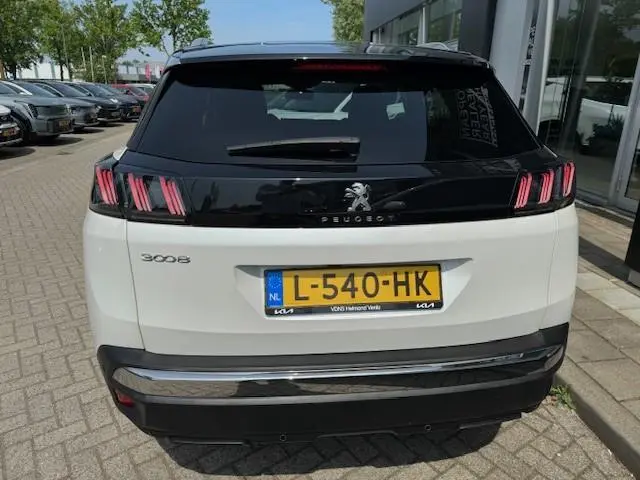 Peugeot 3008 1.2 PureTech Allure Pack 2021 Benzine 3