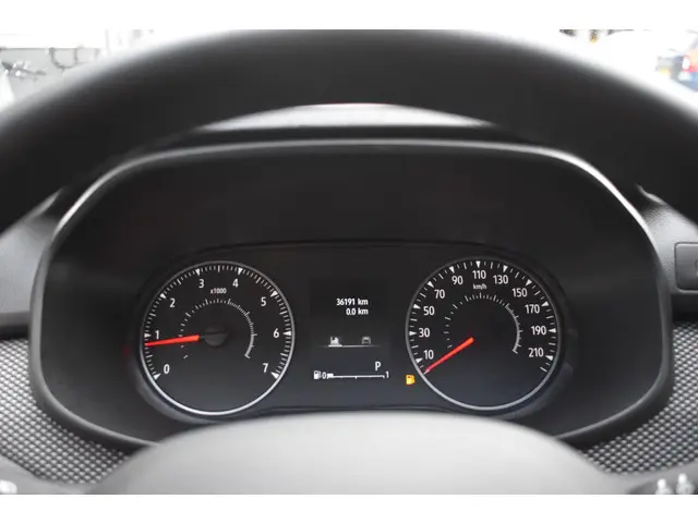 Dacia Sandero Stepway TCe 90 Comfort 2023 Benzine 17