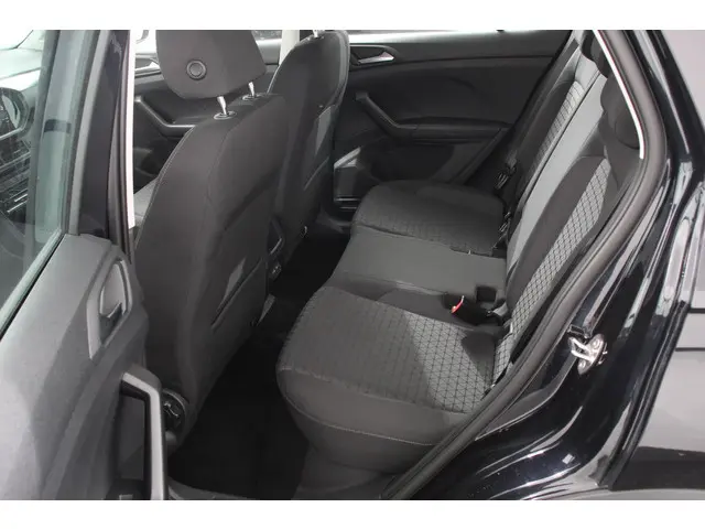 Volkswagen T-Cross 1.0 TSI 110pk DSG Life 2022 Benzine 12