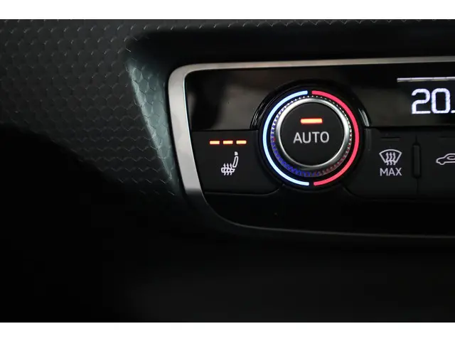 Audi A1 Citycarver 35 TFSI Aut. 150pk 2021 Benzine 21