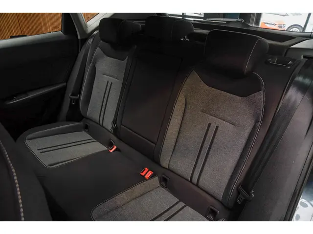 SEAT Ateca 1.5 TSI 2021 Benzine 22