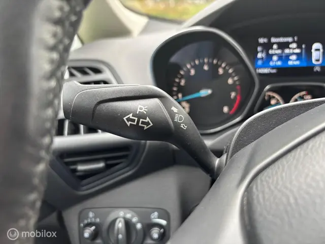 Ford C-MAX 1.5 Titanium|NAVI|PDC|CRUISE|AIRCO 2015 Benzine 15