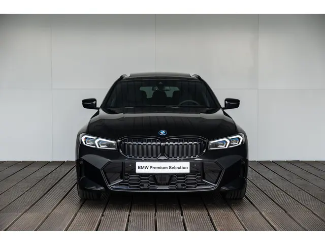 BMW 3 Serie Touring 320e 2024 Hybride Benzine 3