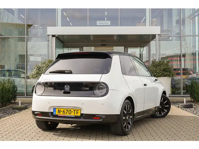 Honda e ADVANCE 17" 2022 Elektrisch 3