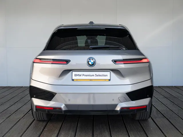BMW iX xDrive40 2022 Elektrisch 5