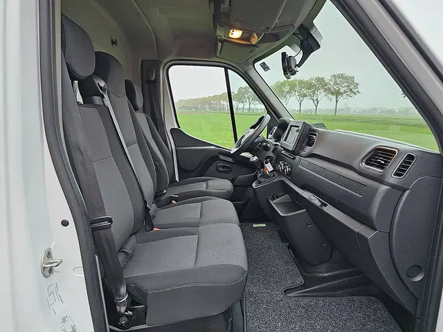 Renault Master 2.3 2022 Diesel 7