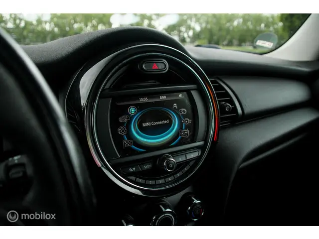 MINI One Mini 1.2 Business 2016 Benzine 18