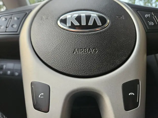 Kia Venga 1.6 CVVT DynamicLine 2016 Benzine 21