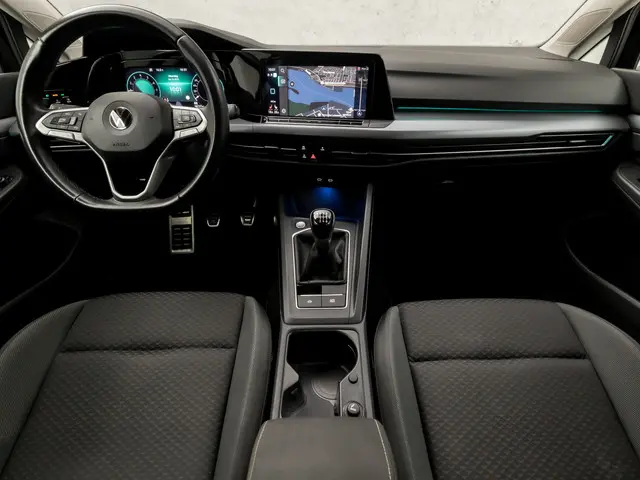 Volkswagen Golf 1.0 TSI Sportline 2021 Benzine 6