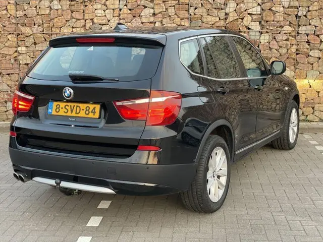 BMW X3 XDrive28i Executive 2015 Benzine 4