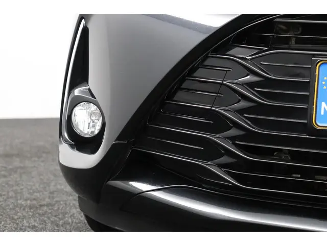 Toyota Yaris 1.5 Hybrid Design 2018 Hybride Benzine 35