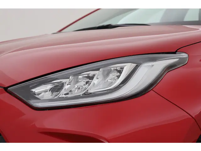 Toyota Yaris 1.5 Hybrid Dynamic 2023 Hybride Benzine 25