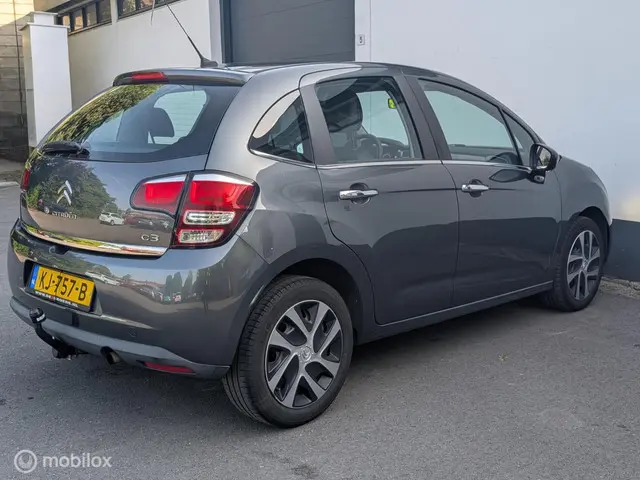 Citroën C3 1.2 PureTech Selection 2016 Benzine 5