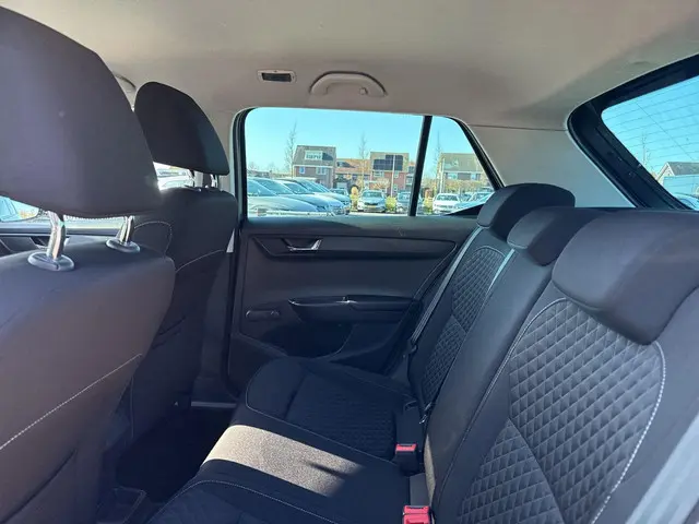 Škoda Fabia 1.2 TSI Edition 2016 Benzine 11