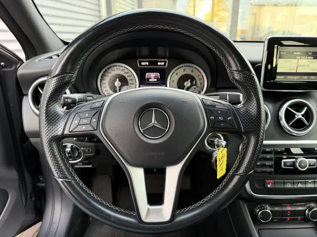Mercedes-Benz A-Klasse 180 Ambition 2014 Benzine 22