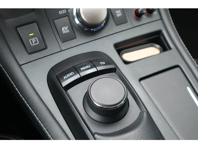 Lexus CT 200h Sport Edition 2016 Hybride Benzine 23