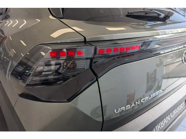Toyota Urban Cruiser Dynamic 61 kWh 2026 Elektrisch 21