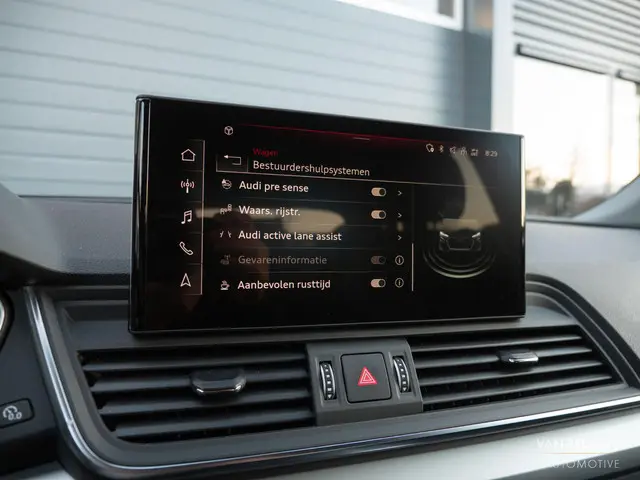 Audi Q5 50 TFSI e S-Line 2022 Hybride Benzine 34