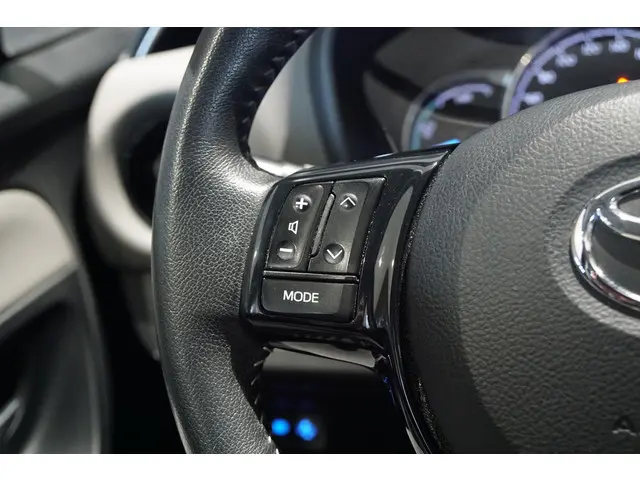 Toyota Yaris 1.5 Hybrid Active 2019 Hybride Benzine 22