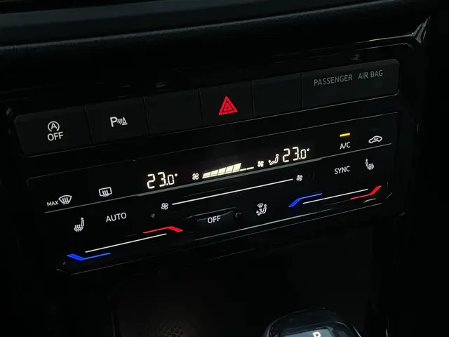 Volkswagen T-Cross 1.0 TSI R-Line Automaat 2022 Benzine 23