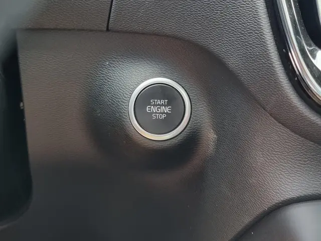 Volvo XC40 2.0 T5 AWD R-Design | PANO | LED | H&K | 2020 Benzine 35