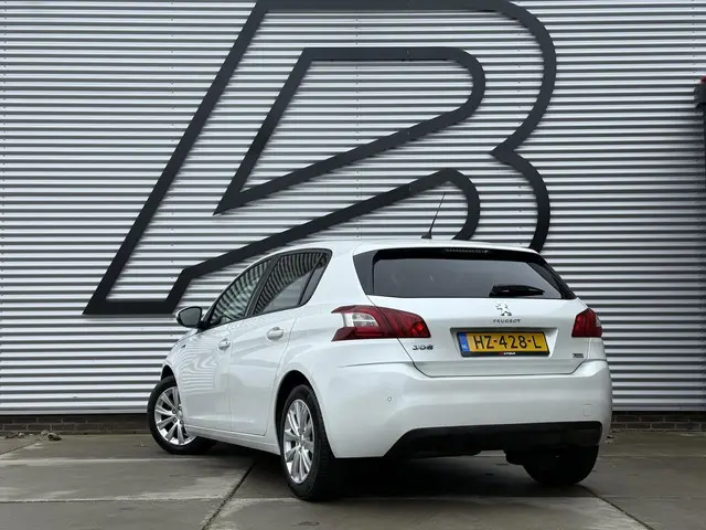 Peugeot 308 1.2 PureTech Style 2016 Benzine 6