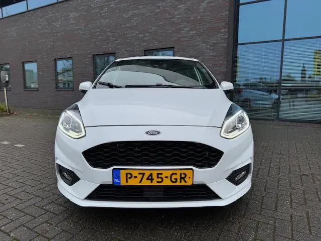 Ford Fiesta 1.0 EcoBoost ST-Line X 2021 Benzine 2