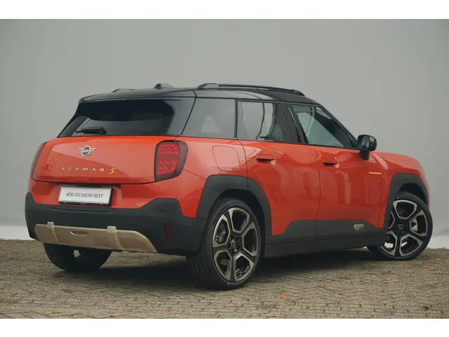 MINI Aceman SE 2025 Elektrisch 2