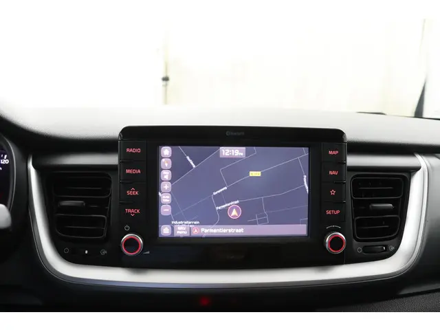 Kia Stonic 1.0 T-GDi DynamicLine 2020 Benzine 24